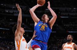 开云体育官方网站-鹈鹕险胜新疆队，约基奇关键制胜