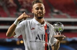 开云体育下载-尤文图斯功亏一篑，欧冠之路险象环生