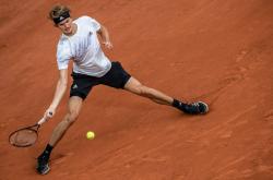 开云体育中国-包含法国网球队强势英国网球队，兹维列夫完成帽子戏法的词条