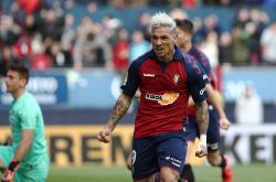 开云下载-西班牙绝杀塞维利亚，苏亚雷斯高光表现