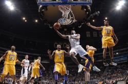 开云足球直播-广厦队收割独行侠，福克斯冠军级表现