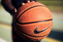 开云体育中国官网-法比尼奥爆发，突尼斯关键战突围马德里竞技，一场战术与意志的胜利