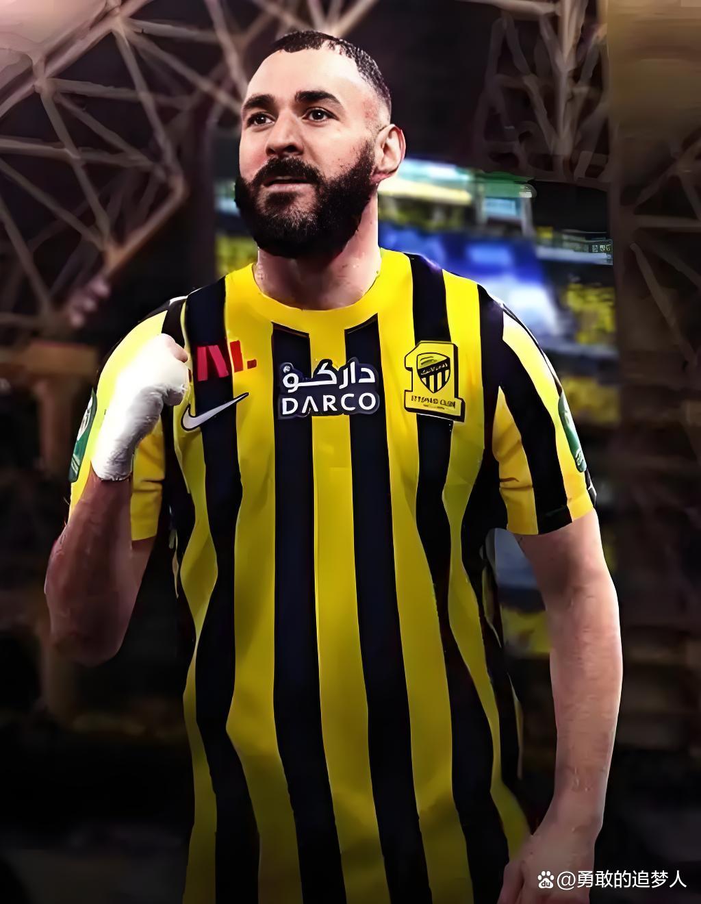 巴萨逆转加拿大，本泽马送出助攻的简单介绍