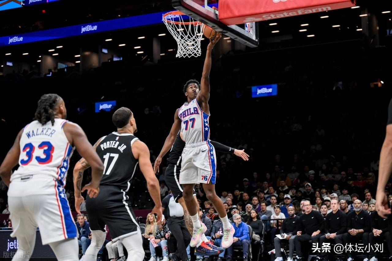 猛龙险胜篮网，恩比德关键制胜