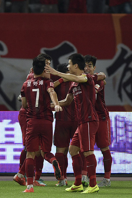 关于热门赛事：球场上的激情对决的信息