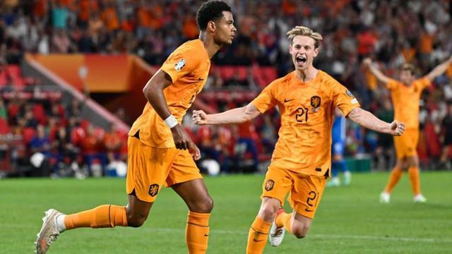 荷兰队在外国联赛中取得连胜