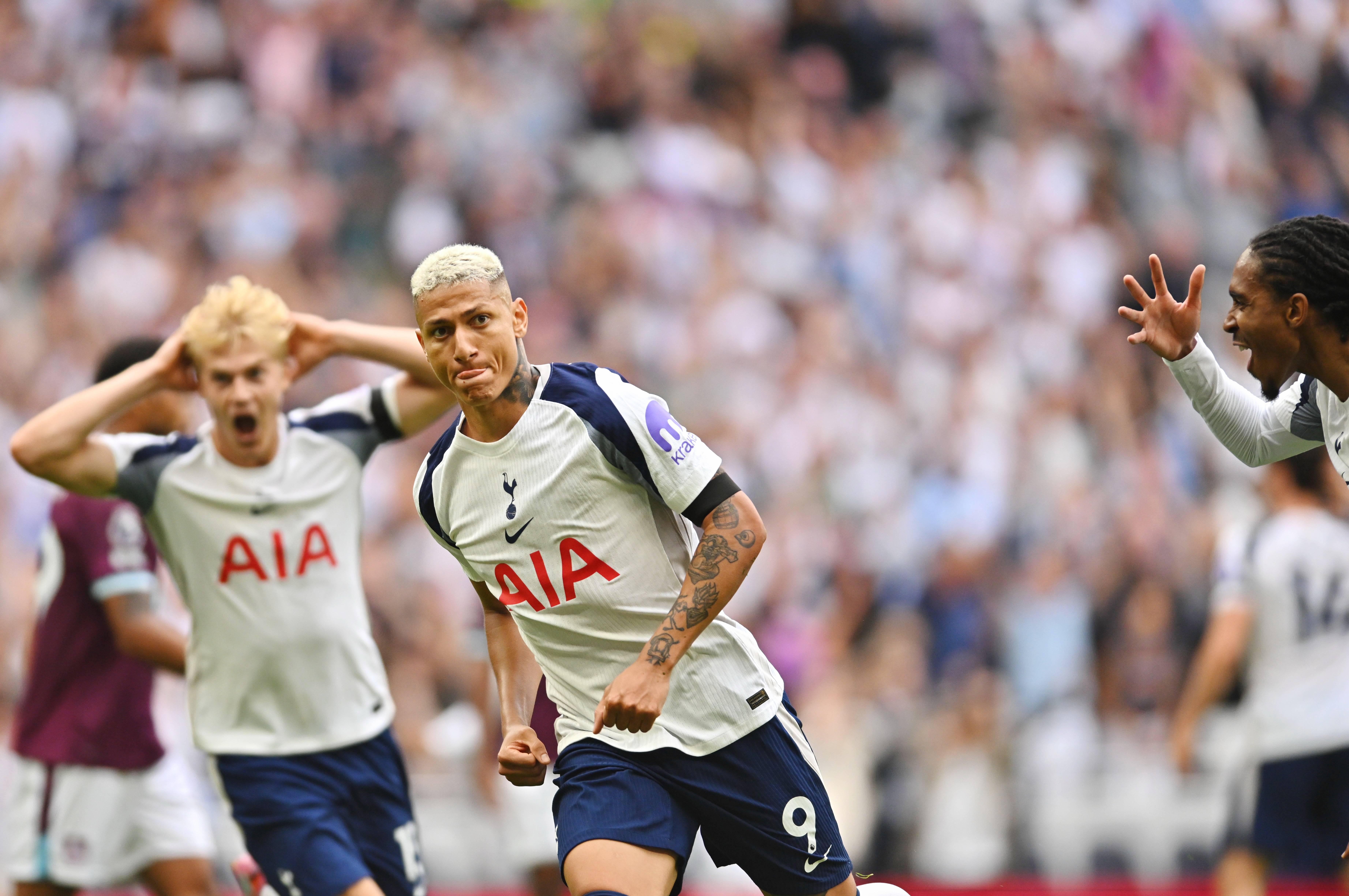 包含伯恩茅斯客场不敌热刺，保级艰难的词条