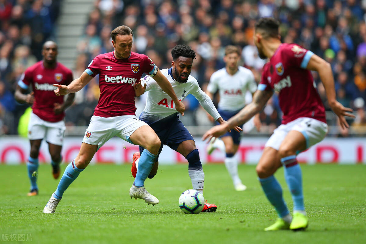 包含富勒姆为主场取胜，重返胜利之路的词条