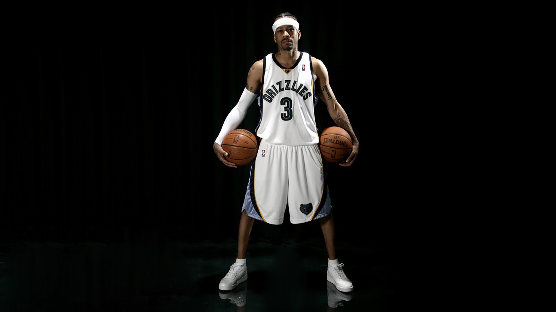 锡安暴力美学撕裂纽约，黄蜂单节狂飙定胜局